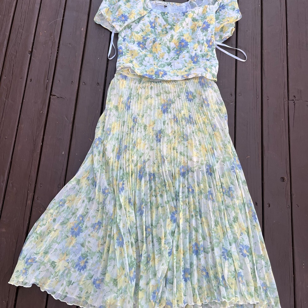 Abercrombie & Fitch Pastel Floral Wedding Dress